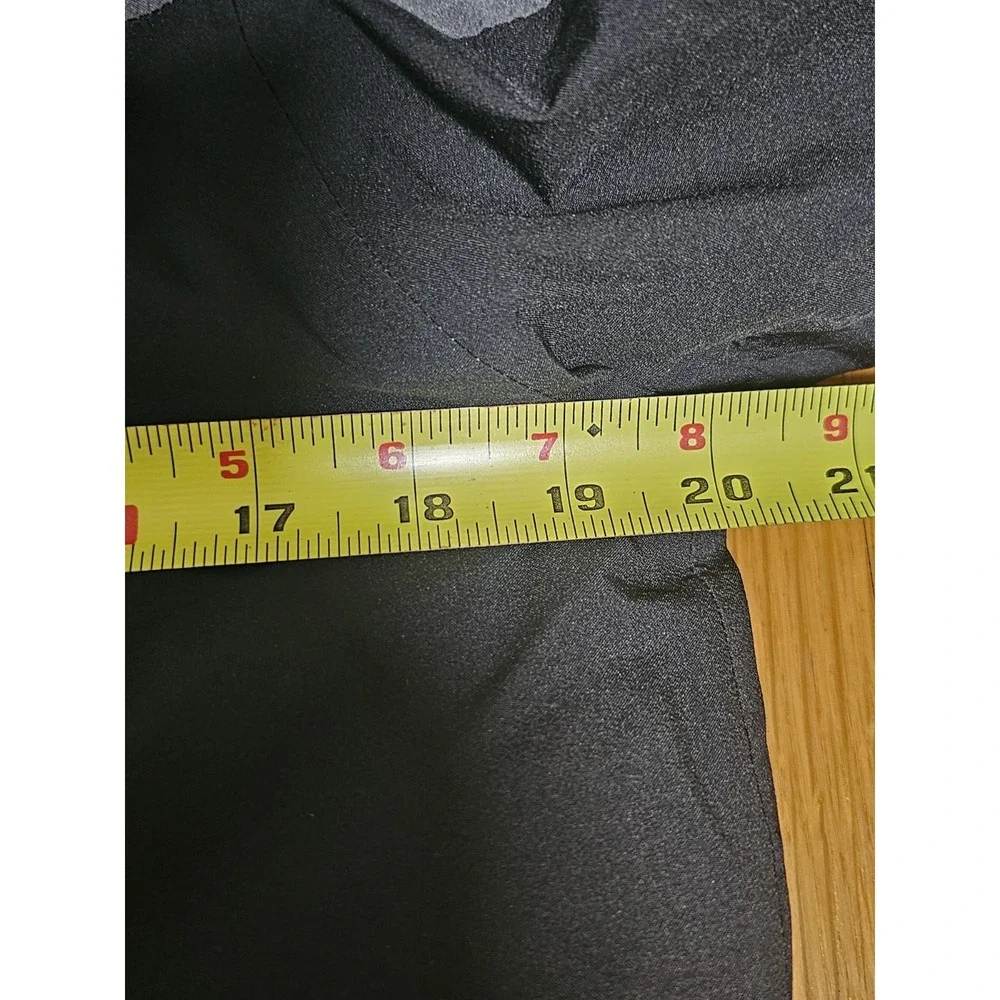 The North Face Hyvent Hooded Insulated Jacket Black/Gray Boys Size L 14/16